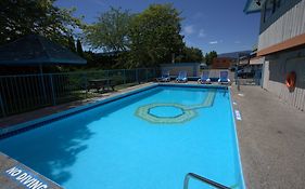 Recreation Inn And Suites Kelowna